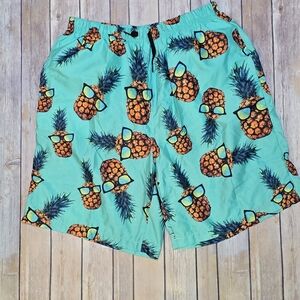 Tropical Pineapple Print Men's Swim Trunks